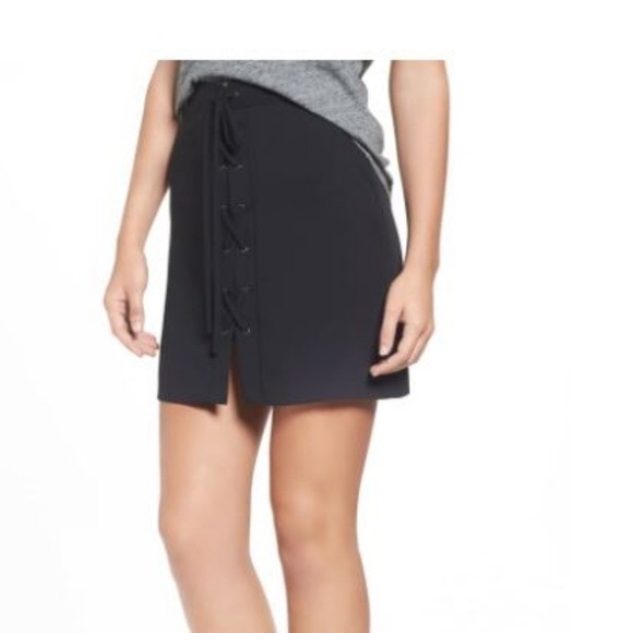 Madewell lace up skirt, black, size 6 🖤 - Picture 2 of 5